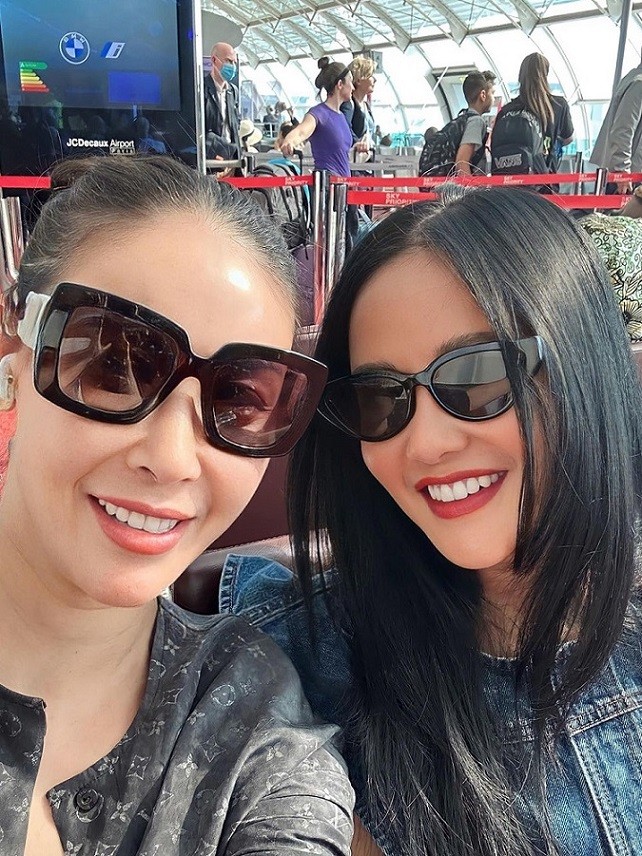 Hoa hậu Hà Kiều Anh hẹn gặp ca sĩ Hồng Nhung cùng đi du lịch, khám phá Italy