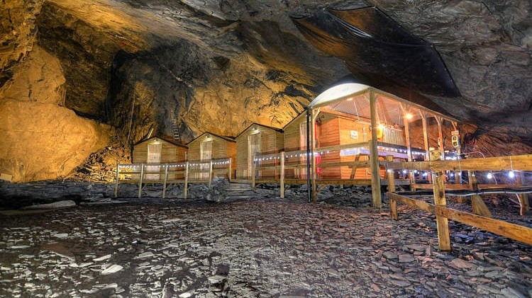 Trong khách sạn sâu nhất thế giới có gì đặc biệt?