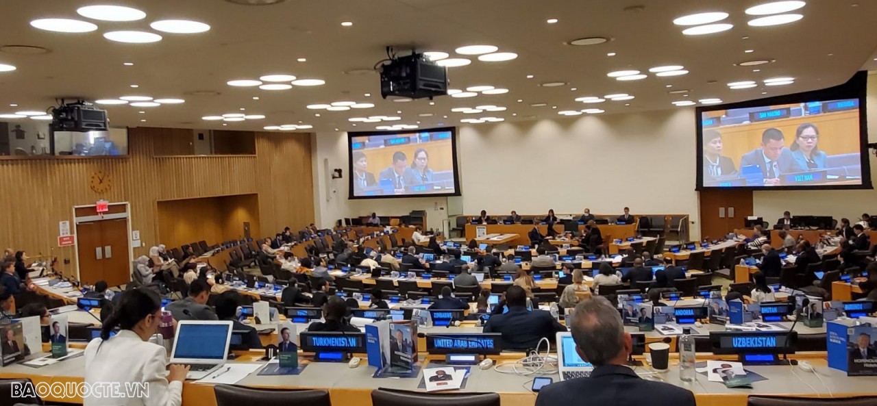 Toàn cảnh Hội nghị các Quốc gia thành viên Công ước Liên hợp quốc về Luật Biển năm 1982. Toàn cảnh Hội nghị các Quốc gia thành viên Công ước Liên hợp quốc về Luật Biển năm 1982.