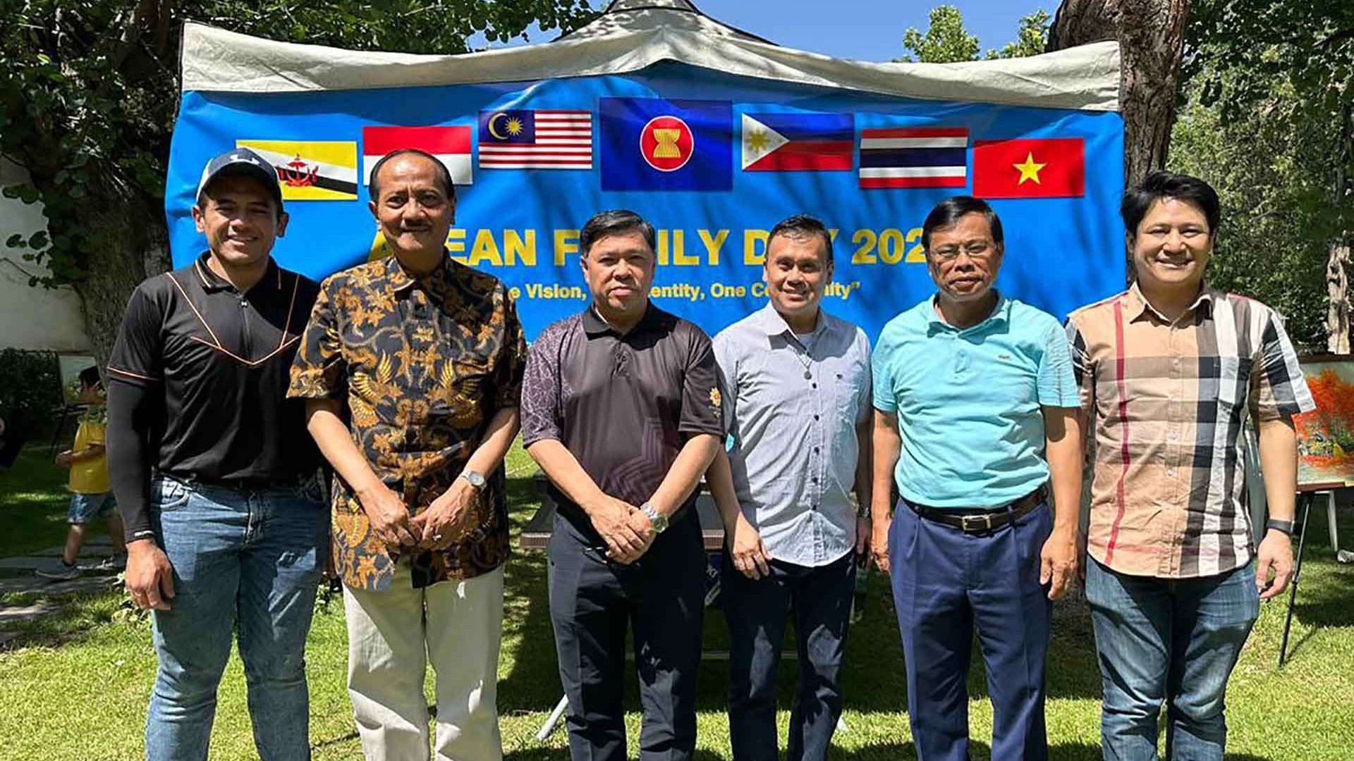 Đại sứ quán Việt Nam tại Iran tham dự Ngày Gia đình ASEAN