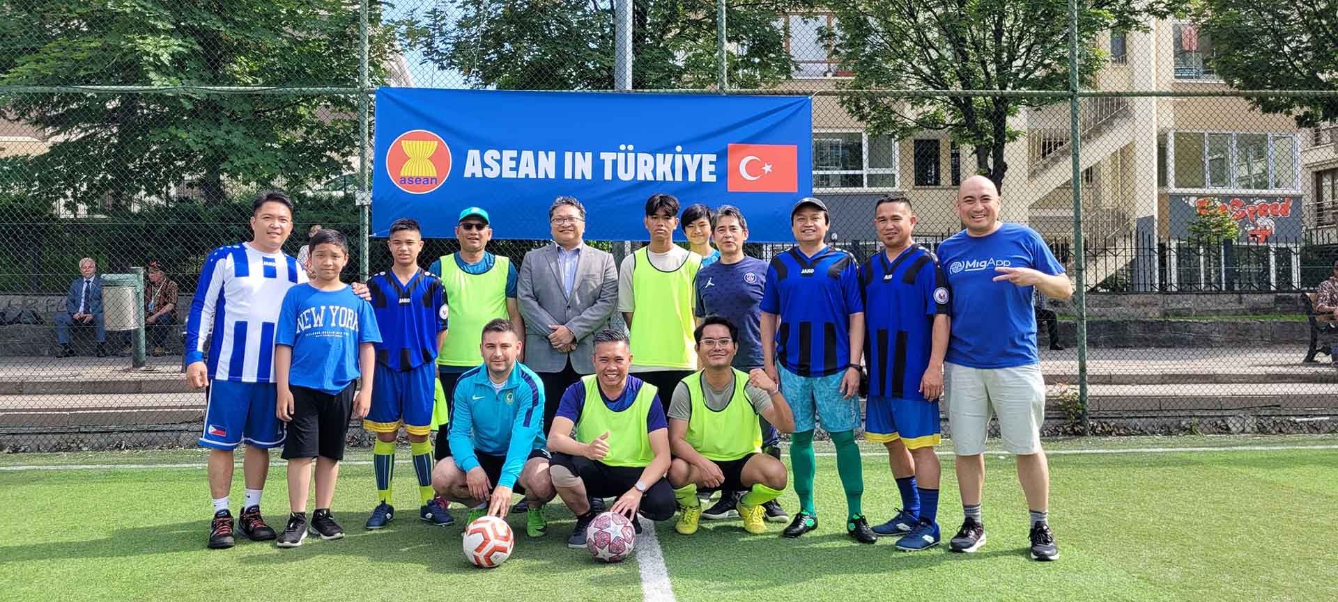 Đại sứ quán Việt Nam tổ chức giải bóng đá giao hữu nhân kỷ niệm 45 năm quan hệ ngoại giao Việt Nam-Thổ Nhĩ Kỳ
