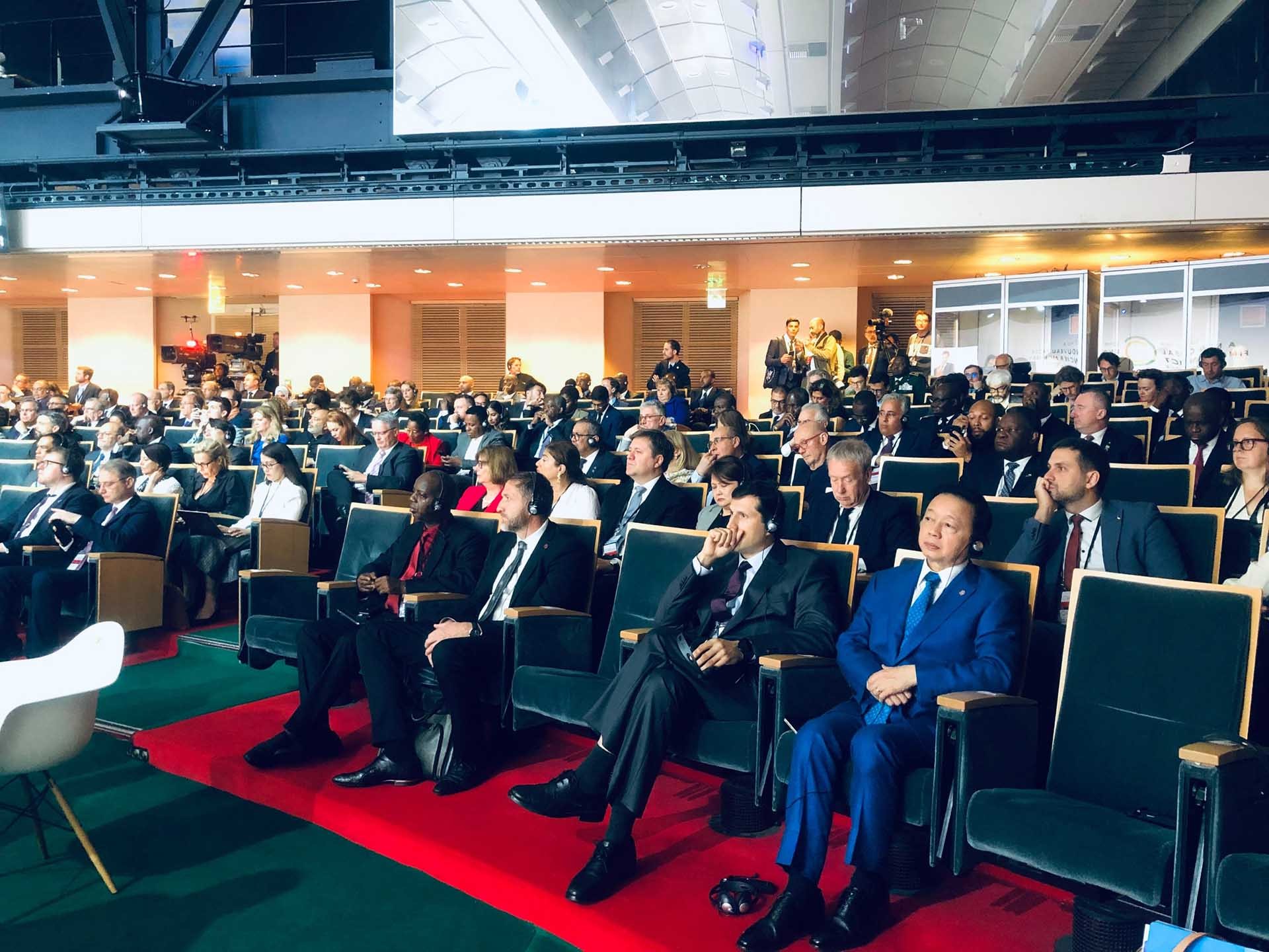 Phó Thủ tướng Trần Hồng Hà dự khai mạc Hội nghị Thượng đỉnh về Hiệp ước tài chính toàn cầu mới tại Paris, Pháp Phó Thủ tướng Trần Hồng Hà dự khai mạc Hội nghị Thượng đỉnh về Hiệp ước tài chính toàn cầu mới tại Paris, Pháp