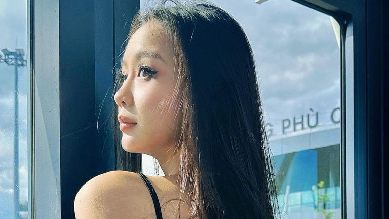 Sao Việt: Diễn viên Hồng Diễm đẹp như thiếu nữ, Hoa hậu Bảo Ngọc lên đồ gợi cảm