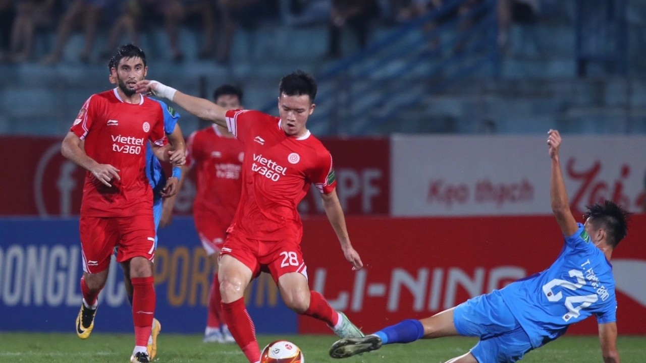 V-League 2023: CLB Viettel đánh bại Bình Dương nhờ 2 bàn thắng của Đức Chiến