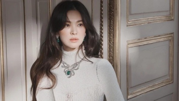 Song Hye Kyo tâm sự về nghề diễn, cảm ơn người hâm mộ đã đồng hành gần 30 năm