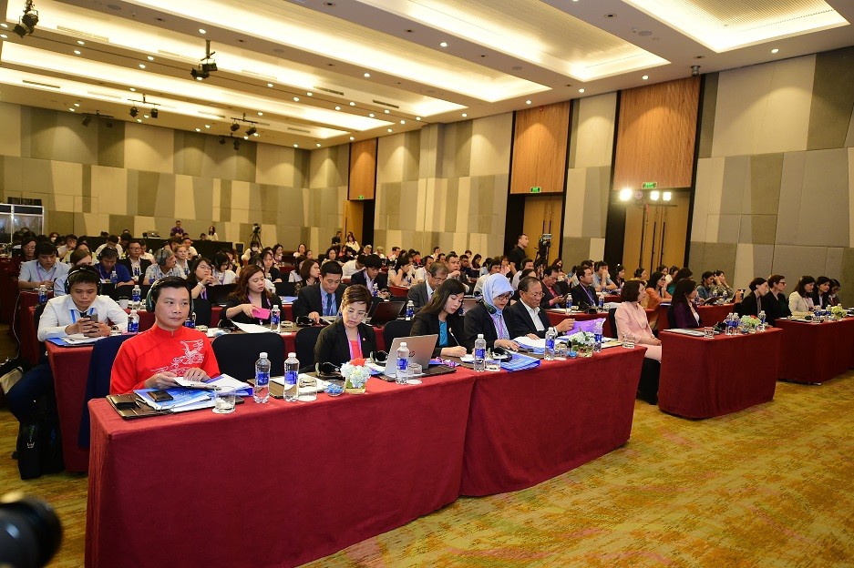 Nâng cao sức khỏe và thúc đẩy cuộc sống khỏe mạnh cho người di cư trong khu vực ASEAN Nâng cao sức khỏe và thúc đẩy cuộc sống khỏe mạnh cho người di cư trong khu vực ASEAN