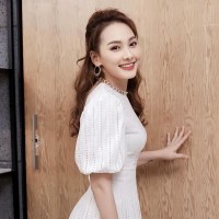 Sao Việt: Hoa hậu Thủy Tiên trẻ trung, Bảo Thanh đẹp rạng rỡ