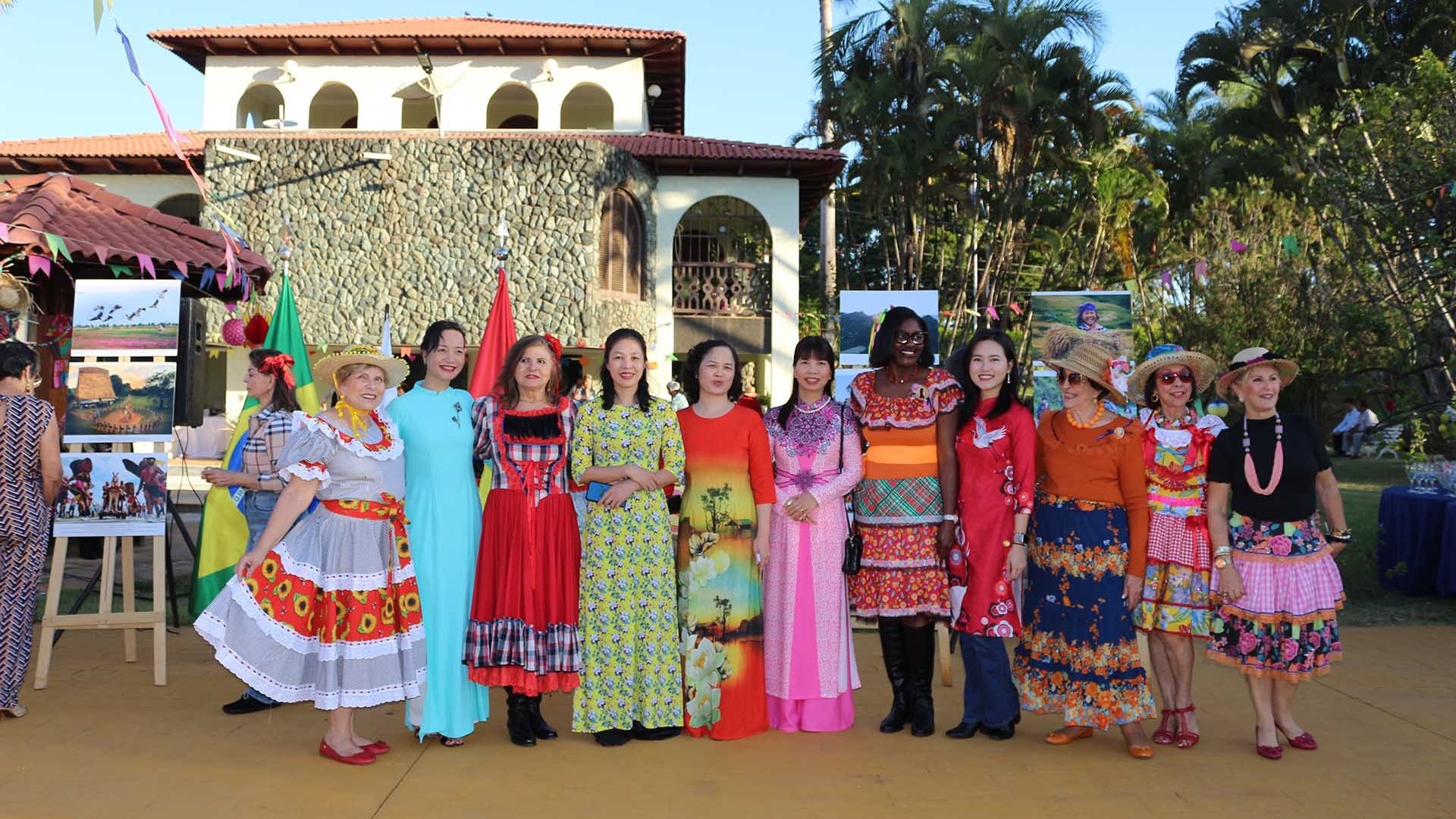 Đại sứ quán Việt Nam tại Brazil phối hợp tổ chức Lễ hội Festa Juninas
