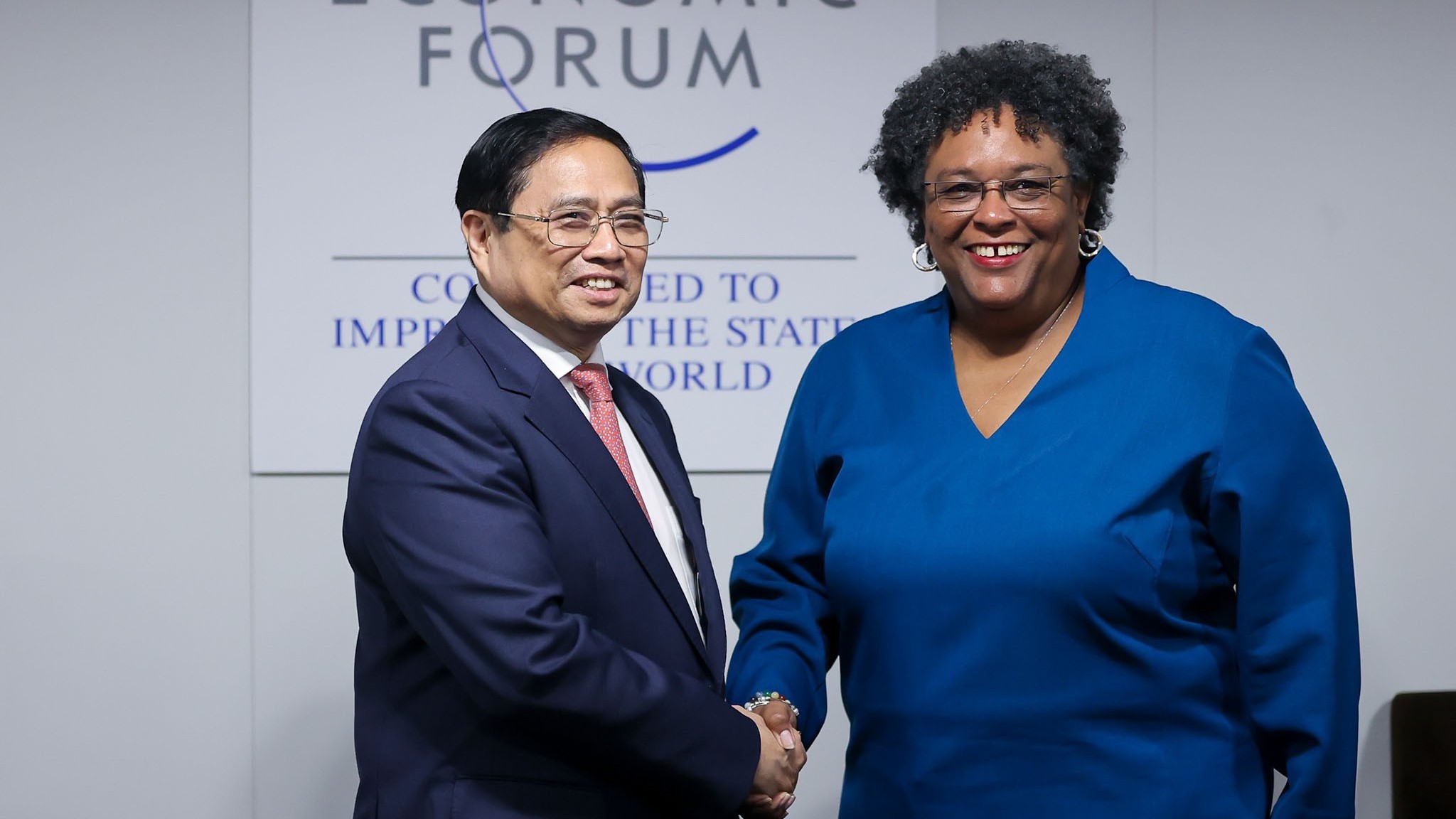 Thủ tướng Chính phủ Phạm Minh Chính gặp Thủ tướng Barbados