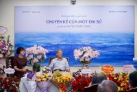 Ra mắt cuốn sách 