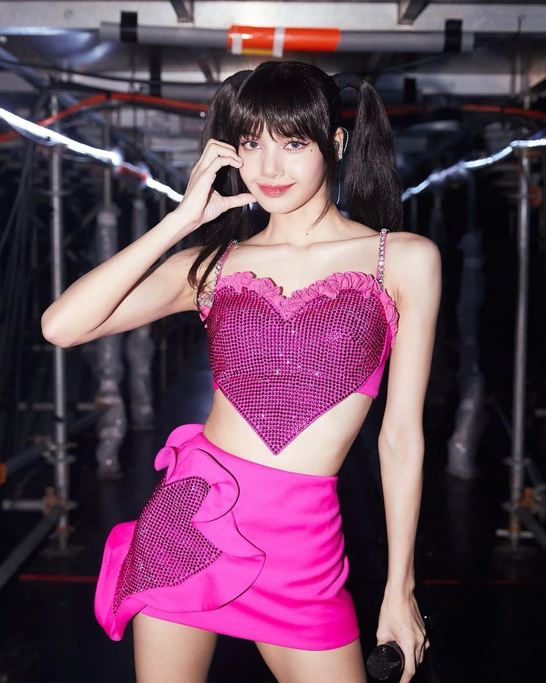 Lisa (BlackPink) đẹp thế nào? Lisa (BlackPink) đẹp thế nào?