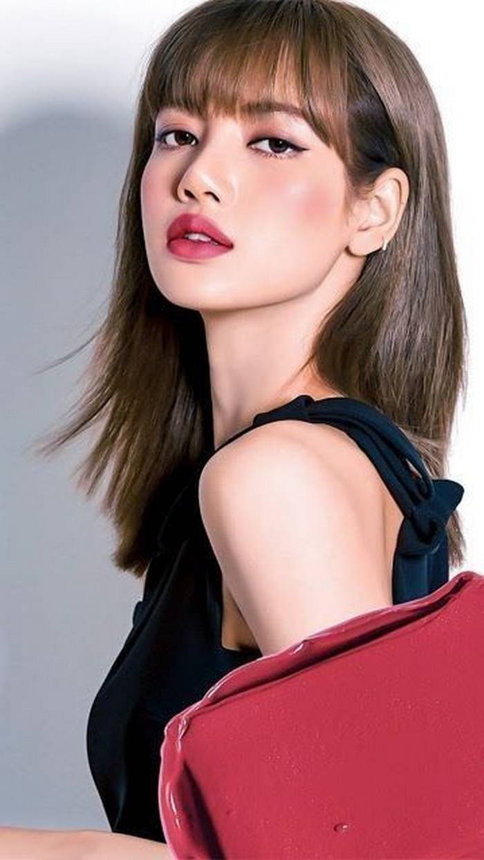 Lisa (BlackPink) đẹp thế nào? Lisa (BlackPink) đẹp thế nào?