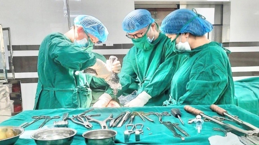 Từ ngày 1/7, bảng lương bác sĩ sẽ thay đổi như thế nào?