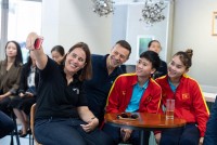 Đại sứ quán New Zealand và Australia chúc mừng thành tích đáng nể của  đội tuyển bóng đá nữ Việt Nam