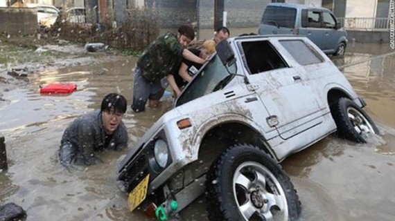 Mưa to ở miền Tây Nam Nhật Bản làm 1 người thiệt mạng, 2 người mất tích