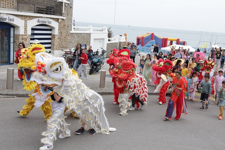 Ấn tượng Festival Vietnam lần đầu tiên được tổ chức tại thành phố biển Larmor-Plage