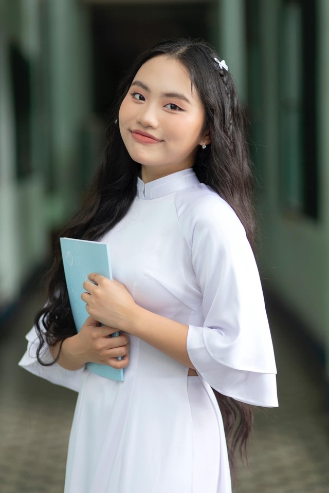 Ca sĩ Phương Mỹ Chi