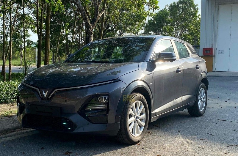 VinFast VF 6 lộ diện: Ngoại thất độc đáo, nội thất tiện nghi. VinFast VF 6 lộ diện: Ngoại thất độc đáo, nội thất tiện nghi.