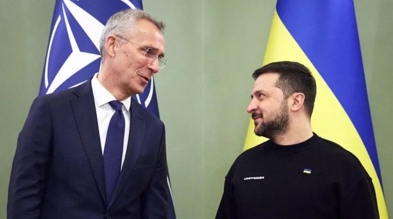 Trước thềm Hội nghị thượng đỉnh, Tổng thống Zelensky điện đàm với Tổng thư ký NATO thống nhất một điều