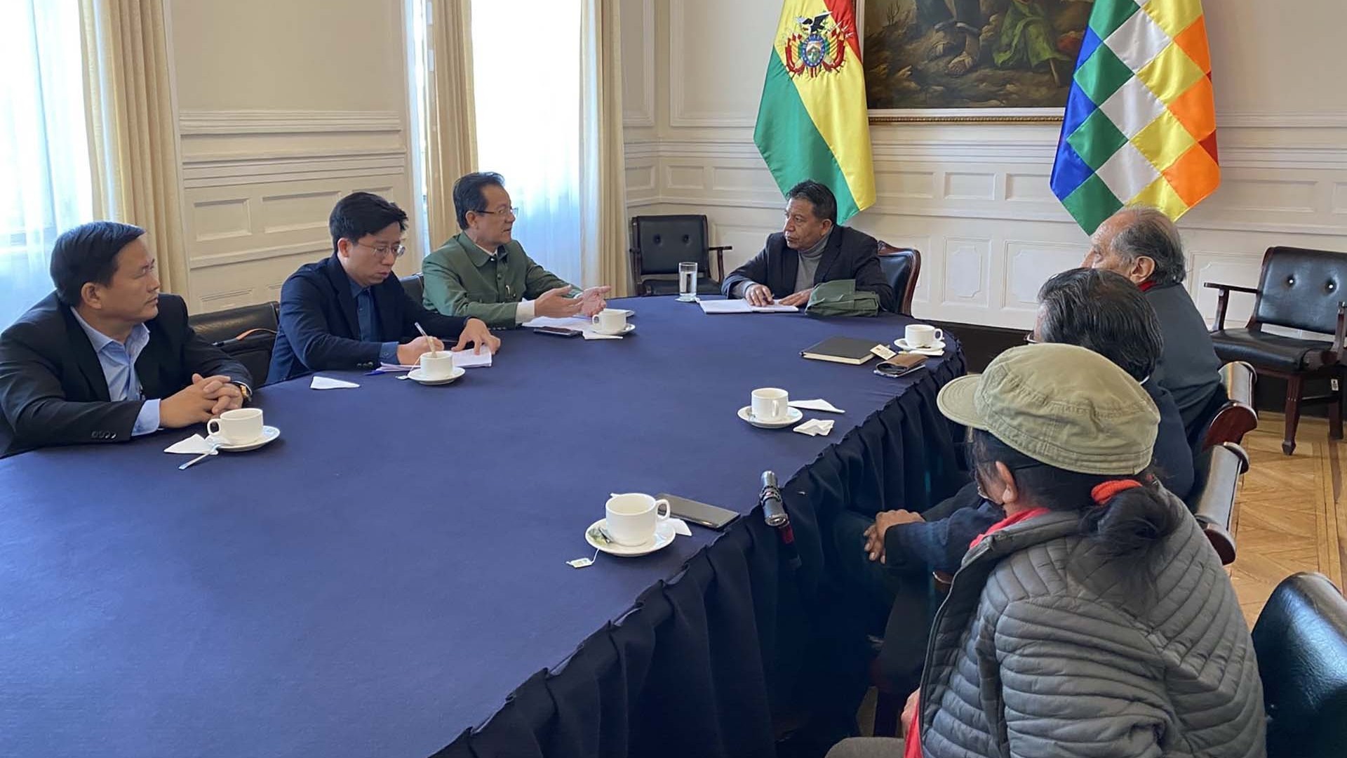 Đoàn đại biểu Đảng Cộng sản Việt Nam thăm, làm việc tại Bolivia