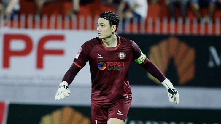 Văn Lâm bắt luân lưu xuất sắc, đưa CLB Bình Định vào tứ kết Cup Quốc gia 2023