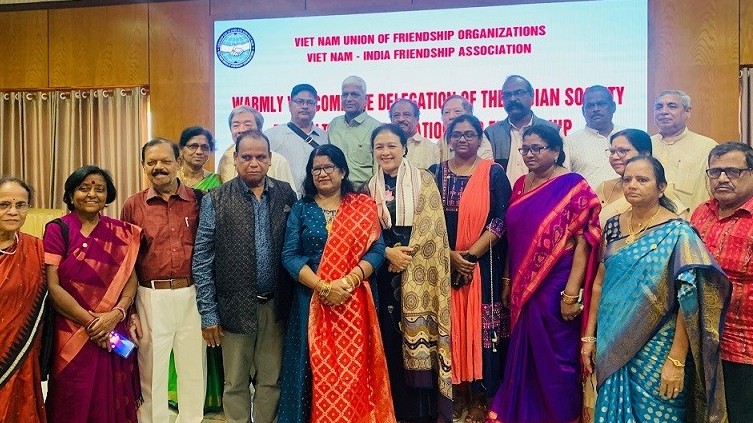 Vun đắp tình hữu nghị tốt đẹp giữa nhân dân Việt Nam và Ấn Độ