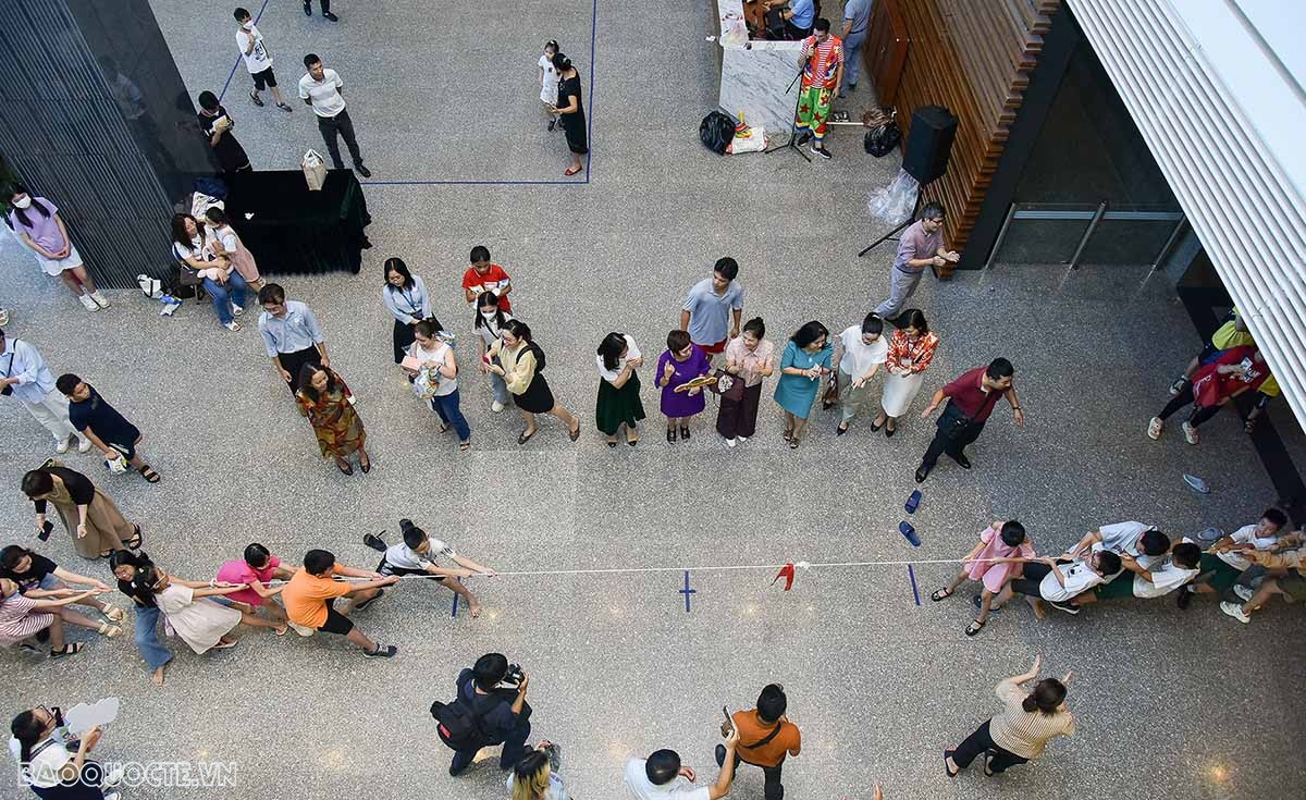 Con yêu ngành Ngoại giao lần 4 trở lại