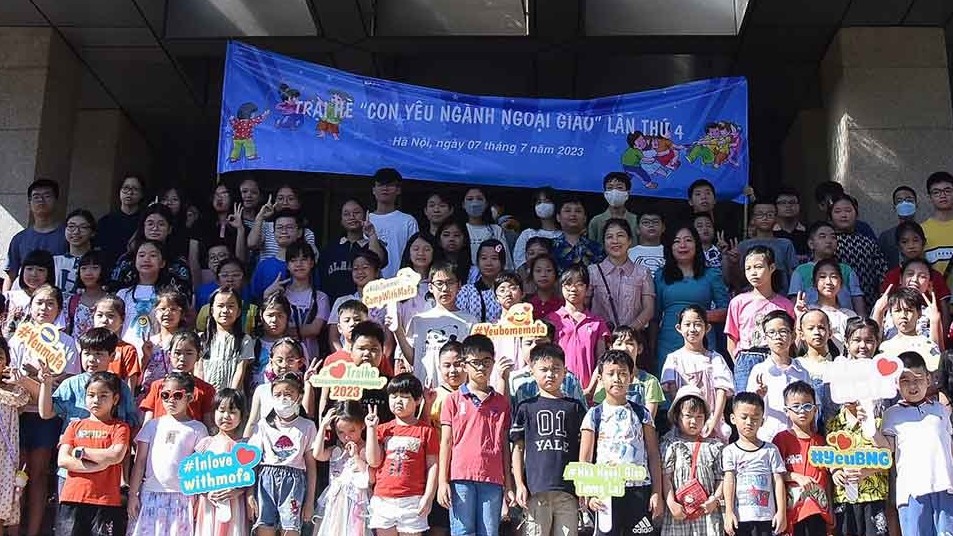 Trại Hè 'Con yêu ngành Ngoại giao' trở lại