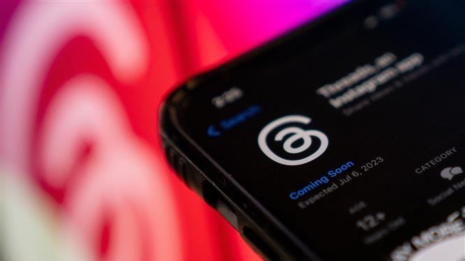 Meta phản hồi trước lời đe đoạ kiện tụng của ông chủ Twitter