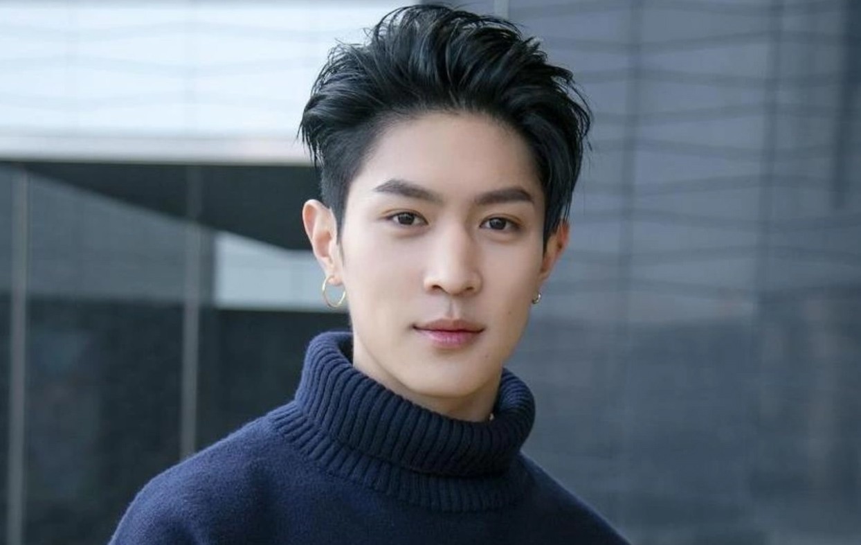 Gia thế toàn ‘học bá’ của nam diễn viên Mã Bá Khiên Trung Quốc: Gia thế 'không phải vừa' của nam phụ phim gây sốt 'Vụng trộm không thể giấu' Mã Bá Khiên