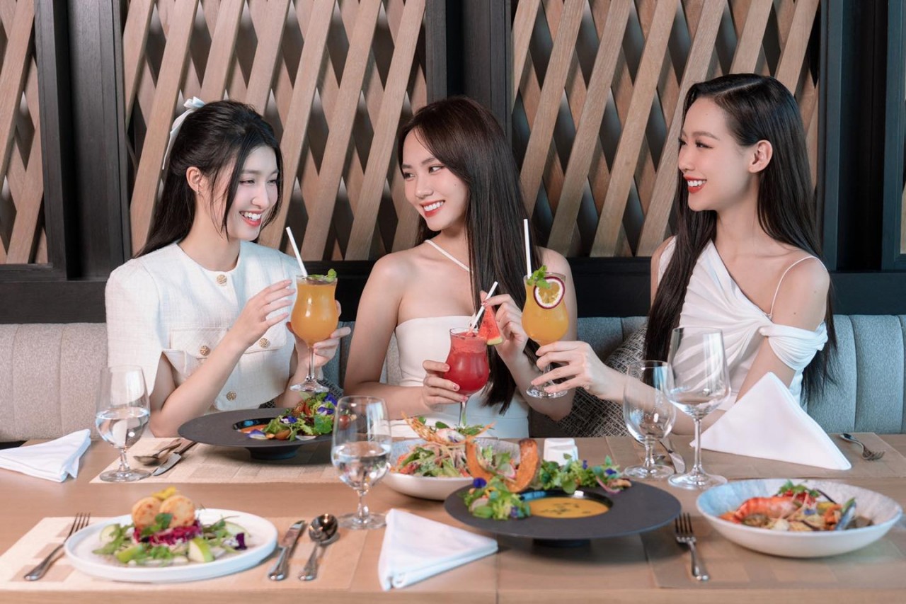 Khi Top 3 Mai Phương - Bảo Ngọc - Phương Nhi đọ sắc