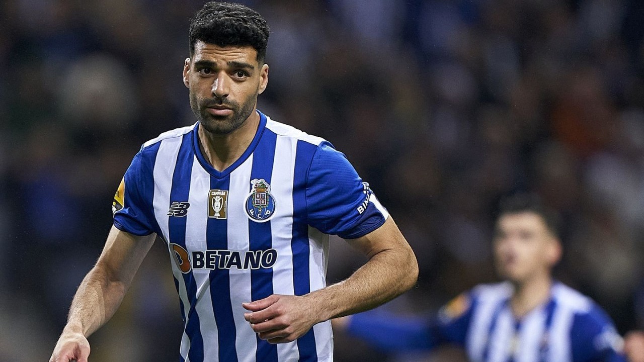 Tin chuyển nhượng: MU chiêu mộ ngôi sao Mehdi Taremi, Barca có kế hoạch chia tay Raphinha