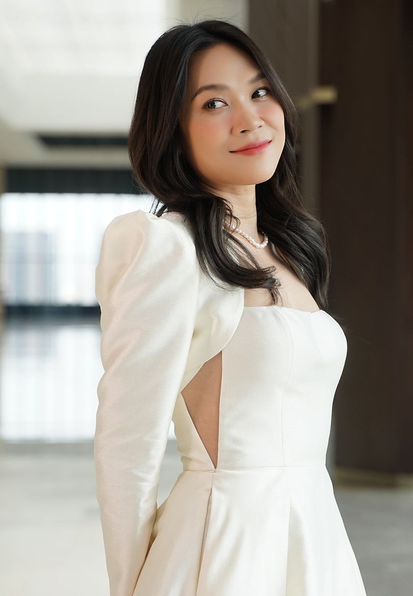 Mỹ Tâm mặc điệu đà đi chấm Vietnam Idol