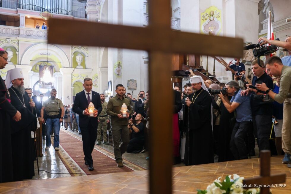 Điểm tin thế giới sáng 10/7: EU-New Zealand ký FTA Điểm tin thế giới sáng 10/7: EU-New Zealand ký FTA