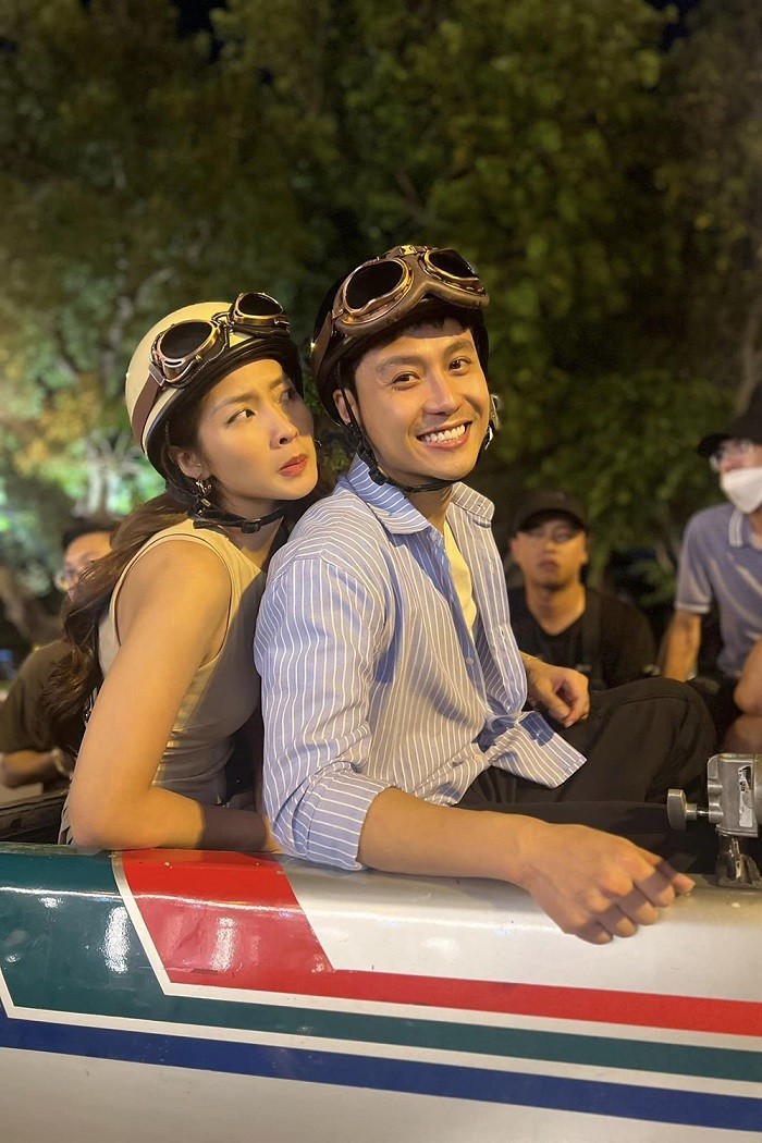 Gia đình vui bất thình lình: