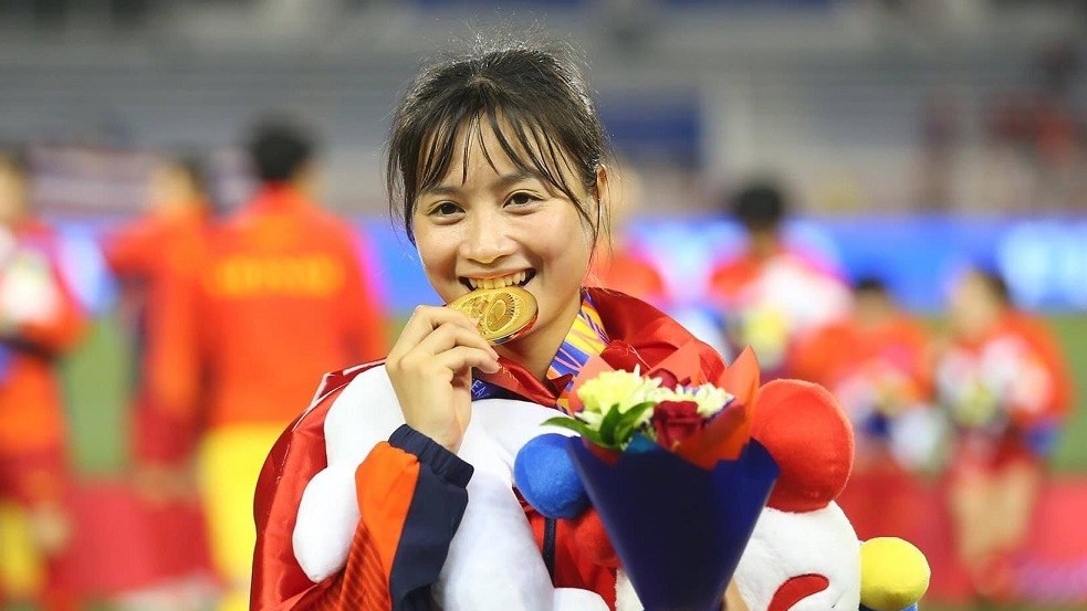 Tin tức hậu vệ Hoàng Thị Loan