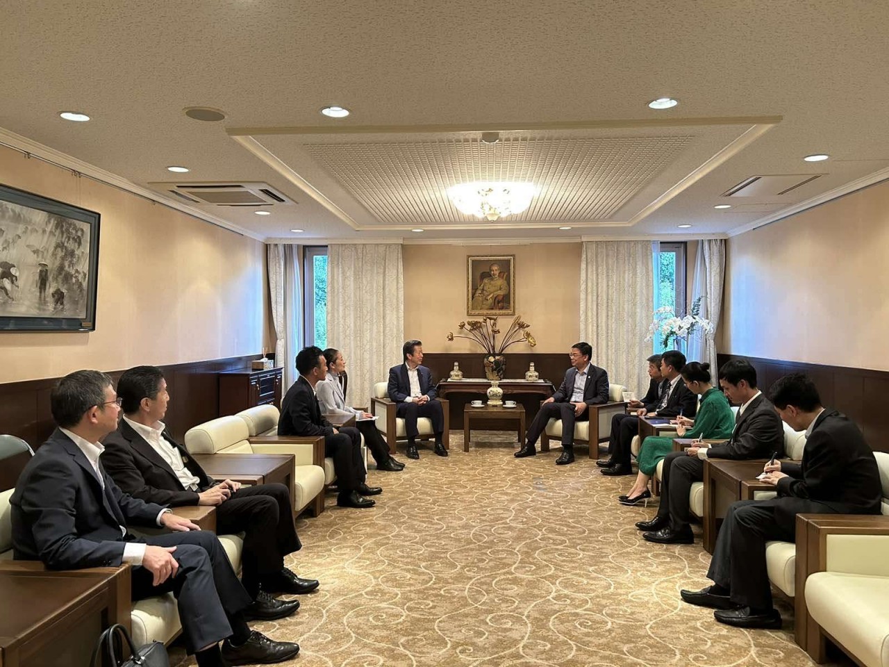 Đại sứ Phạm Quang Hiệu tiếp Chủ tịch Đảng Công minh Nhật Bản