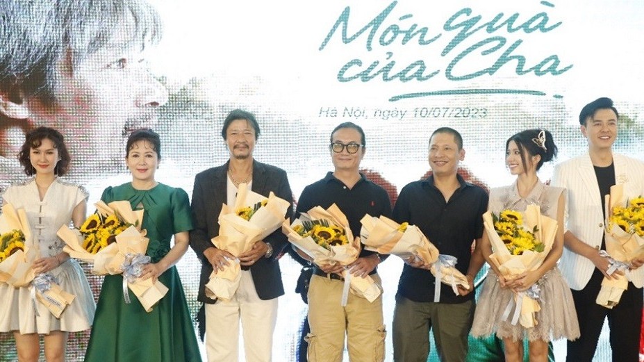 Hương Giang cùng dàn diễn viên nổi tiếng họp báo ra mắt phim mới trên VTV3