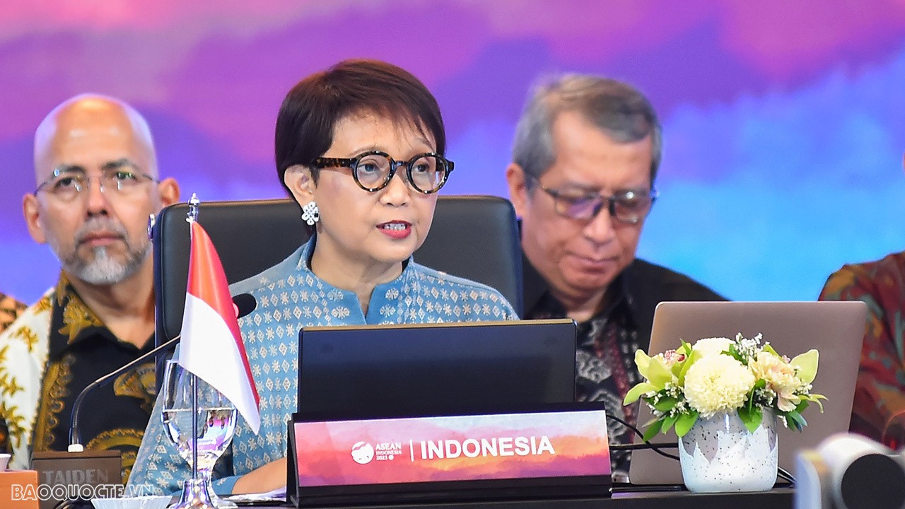 Hoạt động của Bộ trưởng Ngoại giao Bùi Thanh Sơn trong ngày đầu tiên dự AMM-56 Hoạt động của Bộ trưởng Ngoại giao Bùi Thanh Sơn trong ngày đầu tiên dự AMM-56