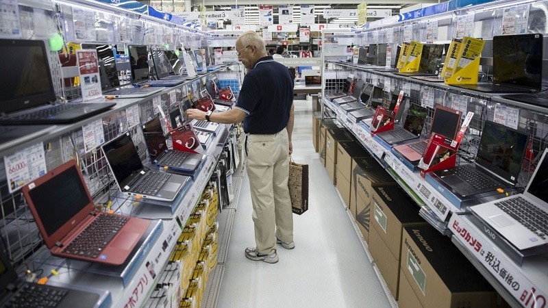 Sức mua yếu, thị trường máy tính tiếp tục lao dốc