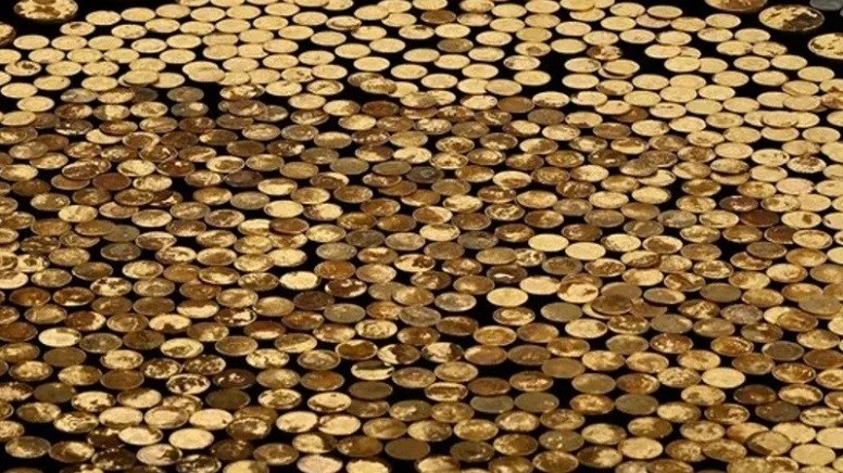 Mỹ: Người nông dân đào được hơn 700 đồng xu cổ bằng vàng, trị giá hàng triệu USD