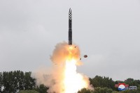 Triều Tiên xác nhận thử ICBM Hwasong-18