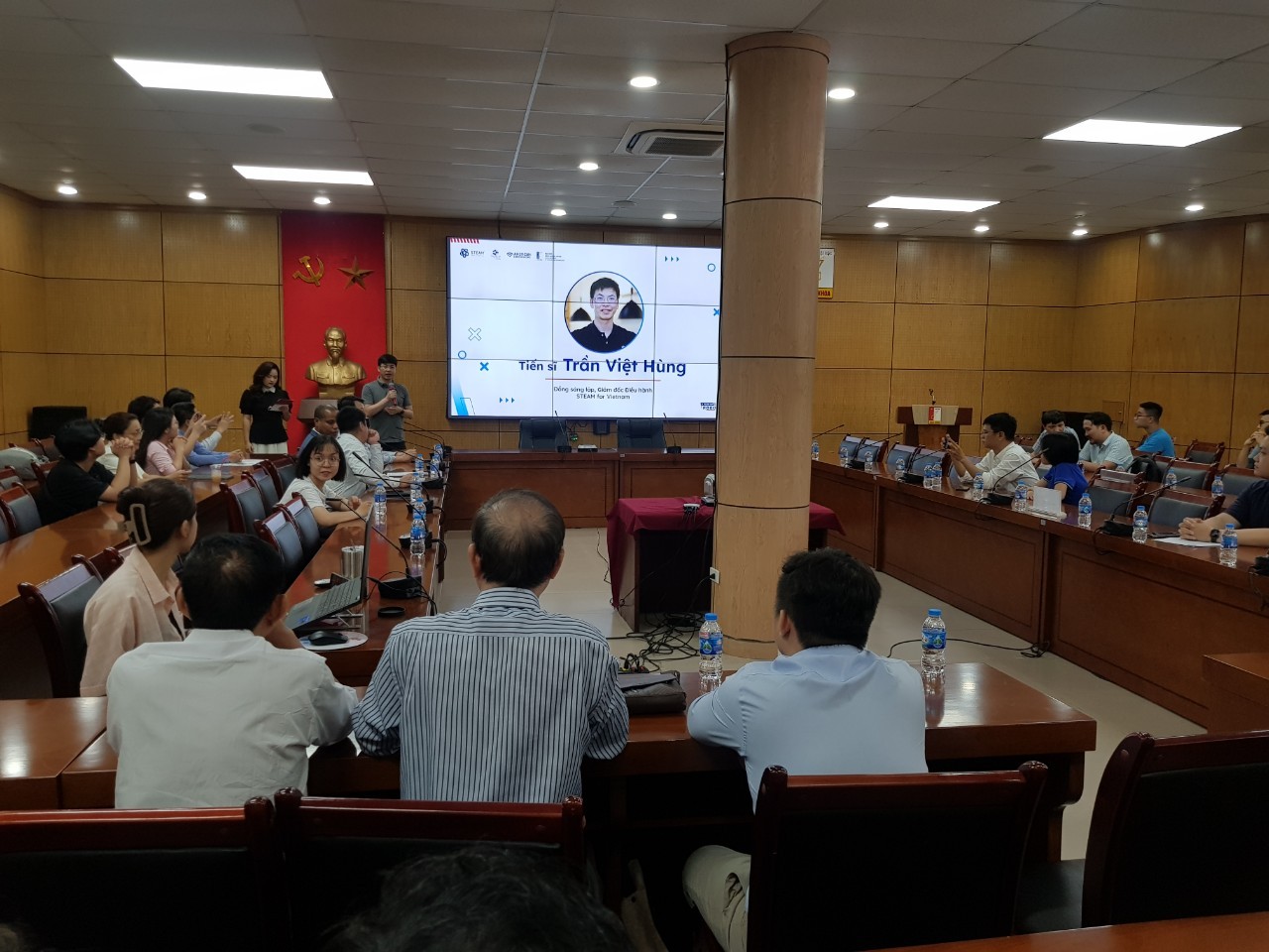 Khởi động chương trình 'A Year of Robotics 2024' và Giải vô địch Quốc gia VEX Robotics 2024 Khởi động chương trình 'A Year of Robotics 2024' và Giải vô địch Quốc gia VEX Robotics 2024