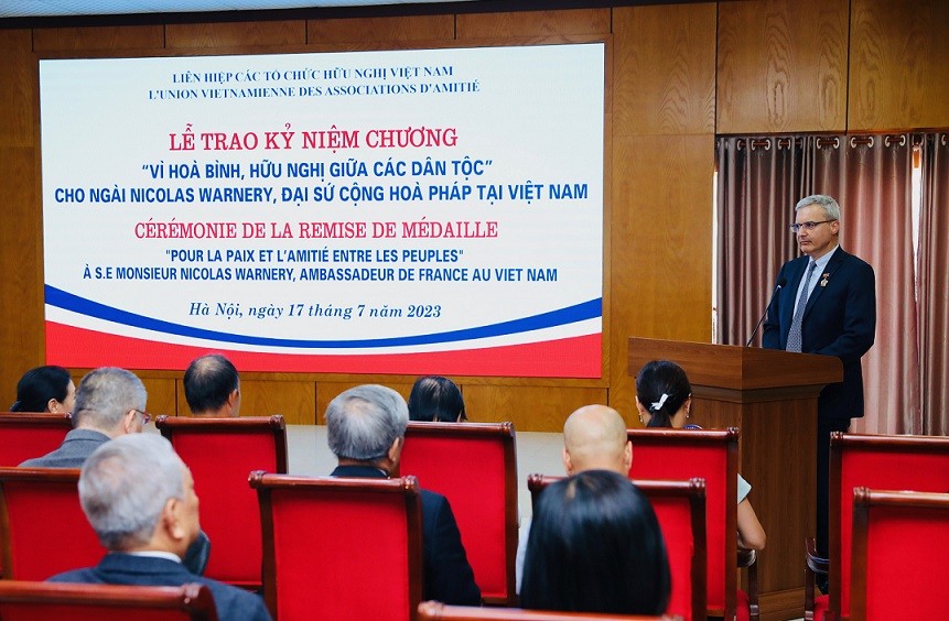 Đóng góp ấn tượng của Đại sứ Pháp trong quan hệ hữu nghị và giao lưu nhân dân