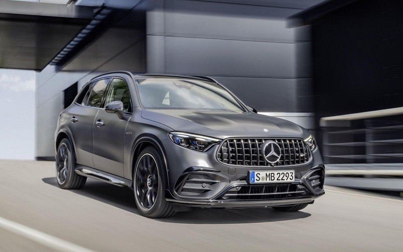 Mercedes-AMG GLC 63 2024. Mercedes-AMG GLC 63 2024.