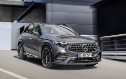Cận cảnh bộ đôi xe hiệu năng cao Mercedes-AMG GLC 43 và GLC 63 vừa ra mắt