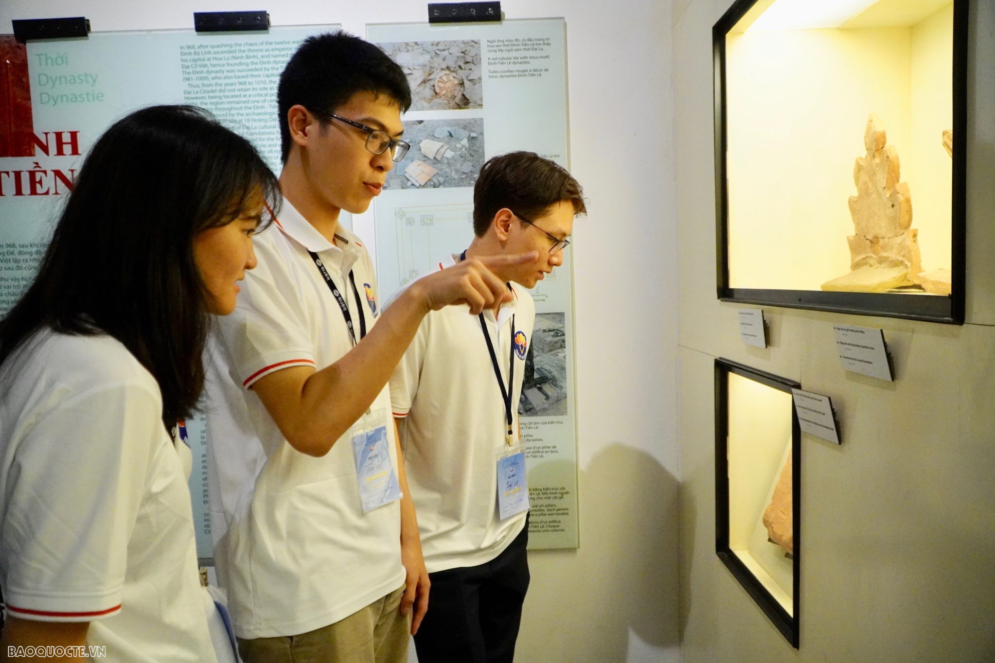 Hoàng thành Thăng Long - Điểm dừng chân thứ ba của 120 kiều bảo trẻ trong hành trình xuyên Việt