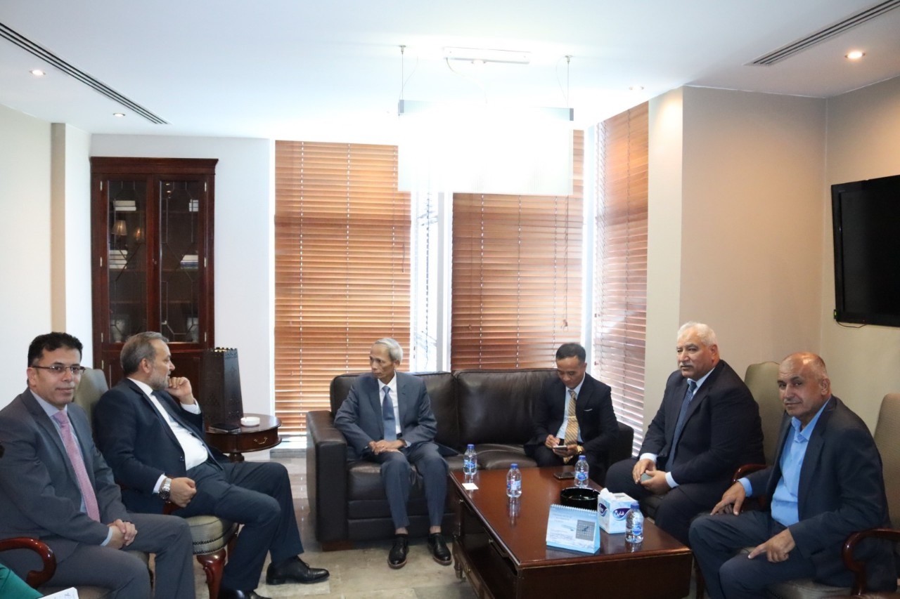 Đại sứ Việt Nam tại Saudi Arabia Đặng Xuân Dũng công tác tại Jordan