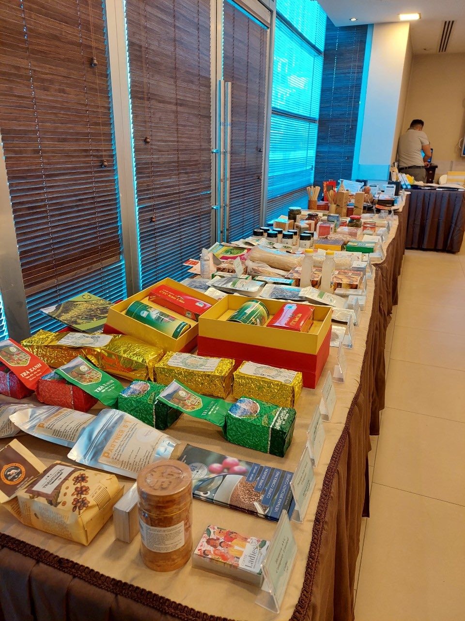 Đại sứ Việt Nam tại Saudi Arabia Đặng Xuân Dũng công tác tại Jordan