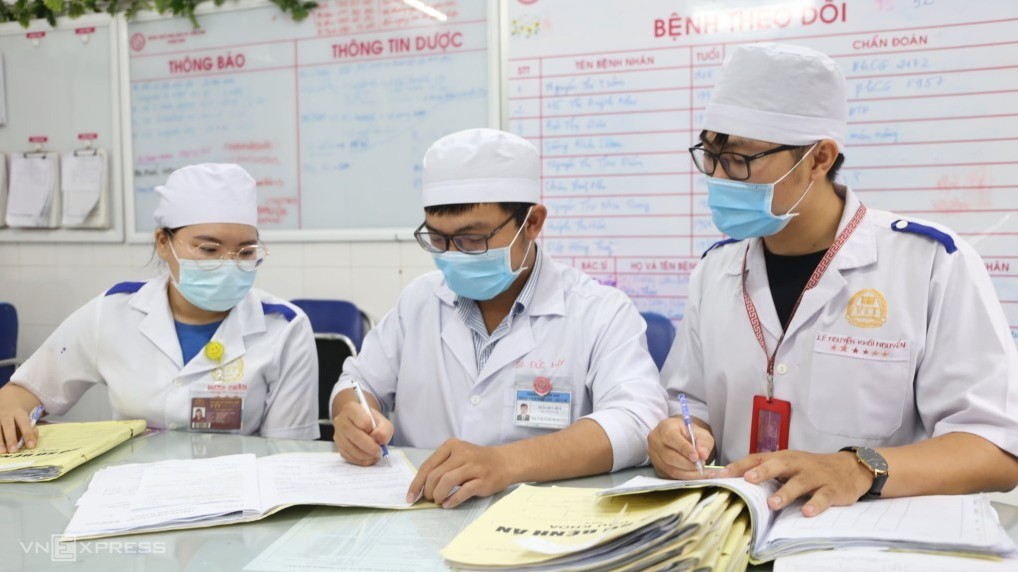 Bộ GD&ĐT công bố điểm sàn nhóm ngành Y, Dược năm 2023